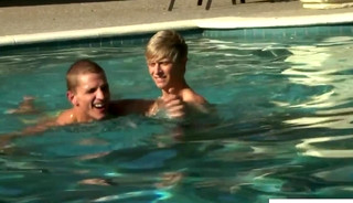 Athletic stud sucking cock in the pool