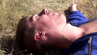 Outdoor threesome
