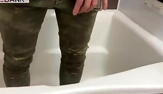210922848