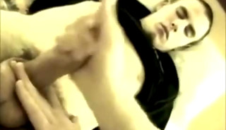Aid handjob my friend on bed and cumshot