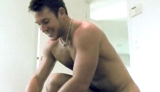 Gay USA Fratpad_Next