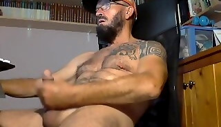 Hugot 93 31.07.22 cacho0ndo y supercorrida