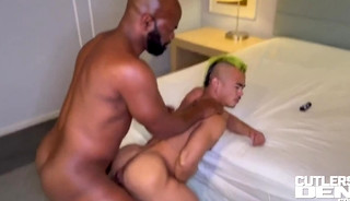 Powerbottom interracial