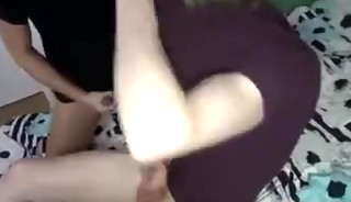 Chris Bieber s occupe d un fan