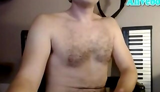 handsome american dude jerks on webcam