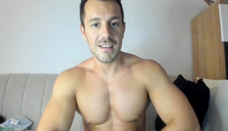 roberto4ever show from Chaturbate on 2024-08-30 17-28