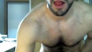 Hot hunk jrks off