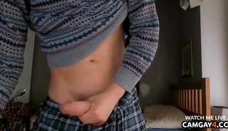 Young man in his room masturbates and shows his ass in webcam