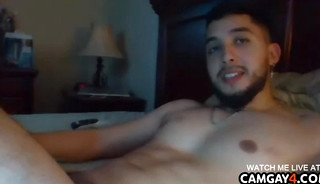 Sexy guy cums from a good handjob in live