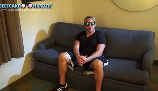Beefcake Hunter - Johnny (anal)