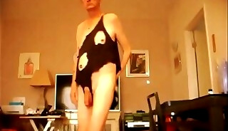 starting a new fashion of sexy rags underwear for guys...gays
