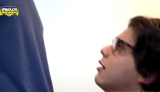 ID-Smelling a underwear