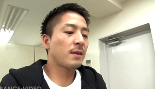 Japanese Delivery Man 04 is gd A7G5nn