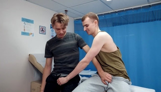 OMG! See what happens when sperm donors give each other a helping hand!