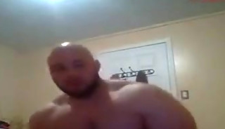 Big Bodybuilder cums