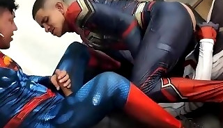 XL Super Hero