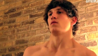 Hot college jock jerking