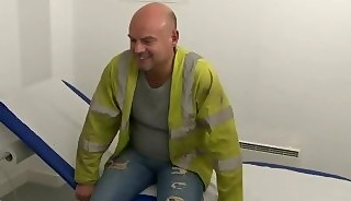 DOCTOR HANDY