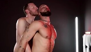 Tim Kruger breaking into nik's hole