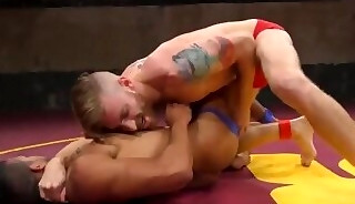 Mike Maverick Takes on Sebastian Keys
