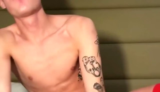 Making sluttytwink happy