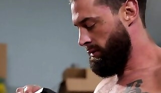 hunk+co+worked+caught+n+fucked+by+hairy+jock+vander+pulaski+alpha+wolfe