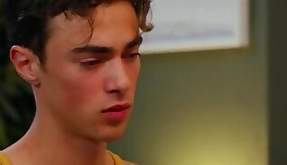 Cameron know what to do with Nick's massive cock