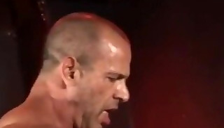 "Who´s The Bottom" - 😍