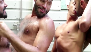 Pornstars Into Golden Showers Part 3 (oral only).mp4