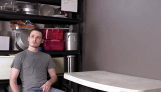 YoungPerps - Hung Security Guard fucks A teen unprotected