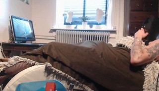 Crossdresser in blowjob games
