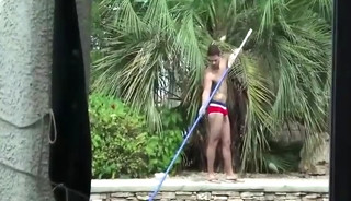 Pool boy gets cock and cum instead of cash