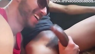 CHUPANDO ROLAS NO CARRO