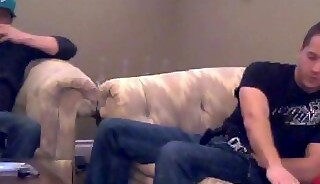 Swell-Str8 Italian Guy Jerks Off with Guy on Hidden Cam
