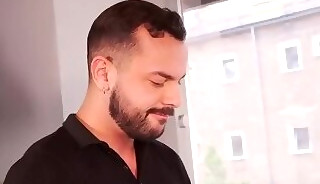Internet handy man fucks the bites out of me