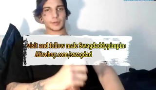amateur guy wanks big cock on webcam