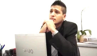 HB - Escritorio HOT 1 Entrevistando Renato