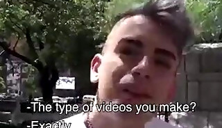 Chico argentino follado a pelo
