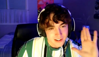Streamer masturbandose