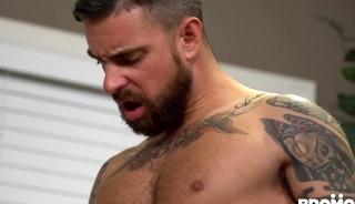 Pierce Paris fucks Teo Carter bare