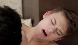 Hunks bang Around!
