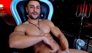hunkmuscle