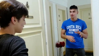 hot twinks make love