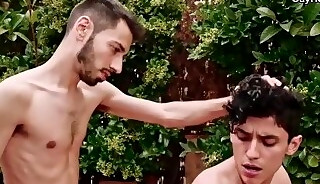 Hot twink gets fucked bareback
