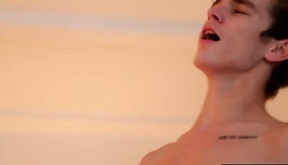 Muscle twink anal sex with facial