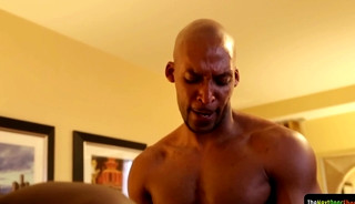 Black amateur gets doggystyled and facialized