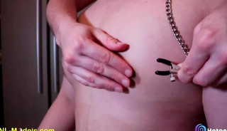 Beefy guy gets an good nipple massage and pec adoration session!