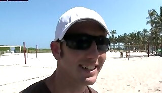 Black amateur bottom sucks white top and gets assfucked