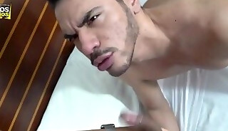 Meu Primo Dorme Pelado