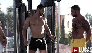 Arad Winwin, Rico Marlon, And Edji Da Silva Pass Around Allen King